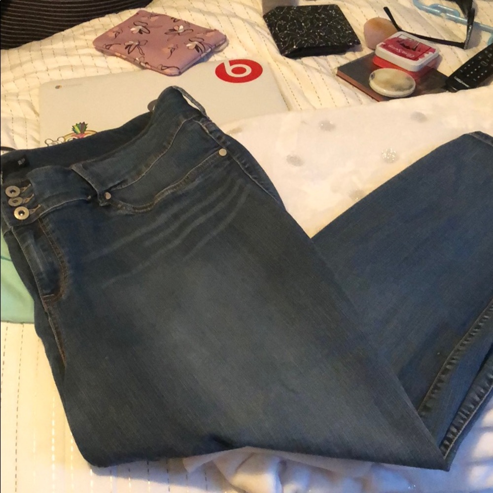 Torrid Jeans NWOT